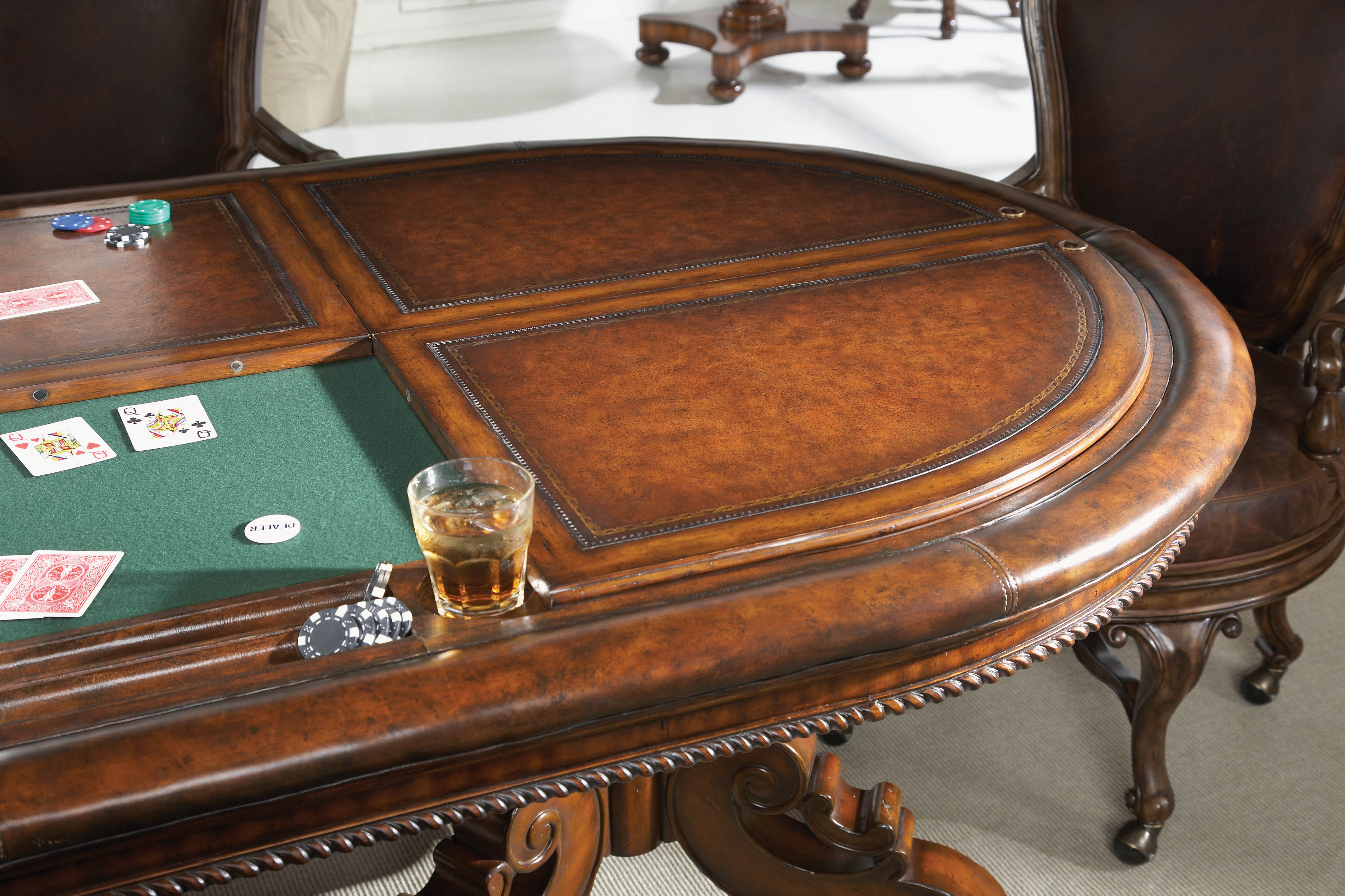 TEXAS HOLD'EM TABLE COVER