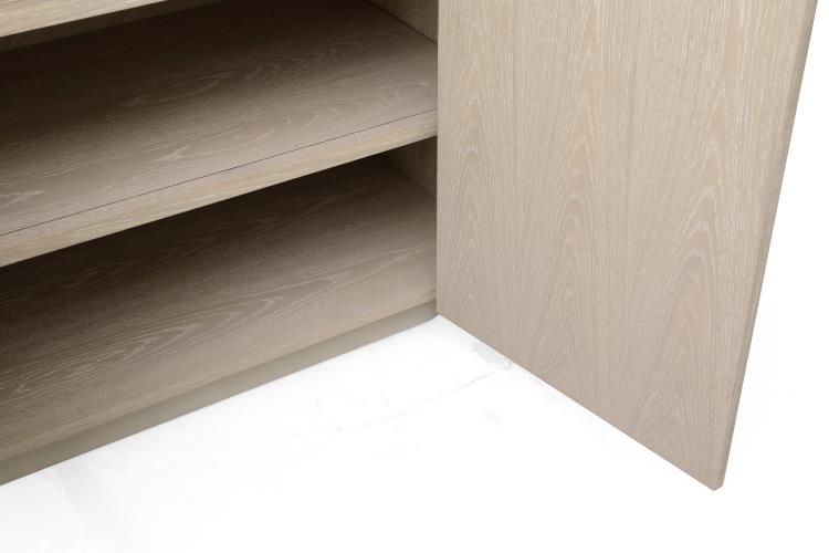 Morghan Credenza